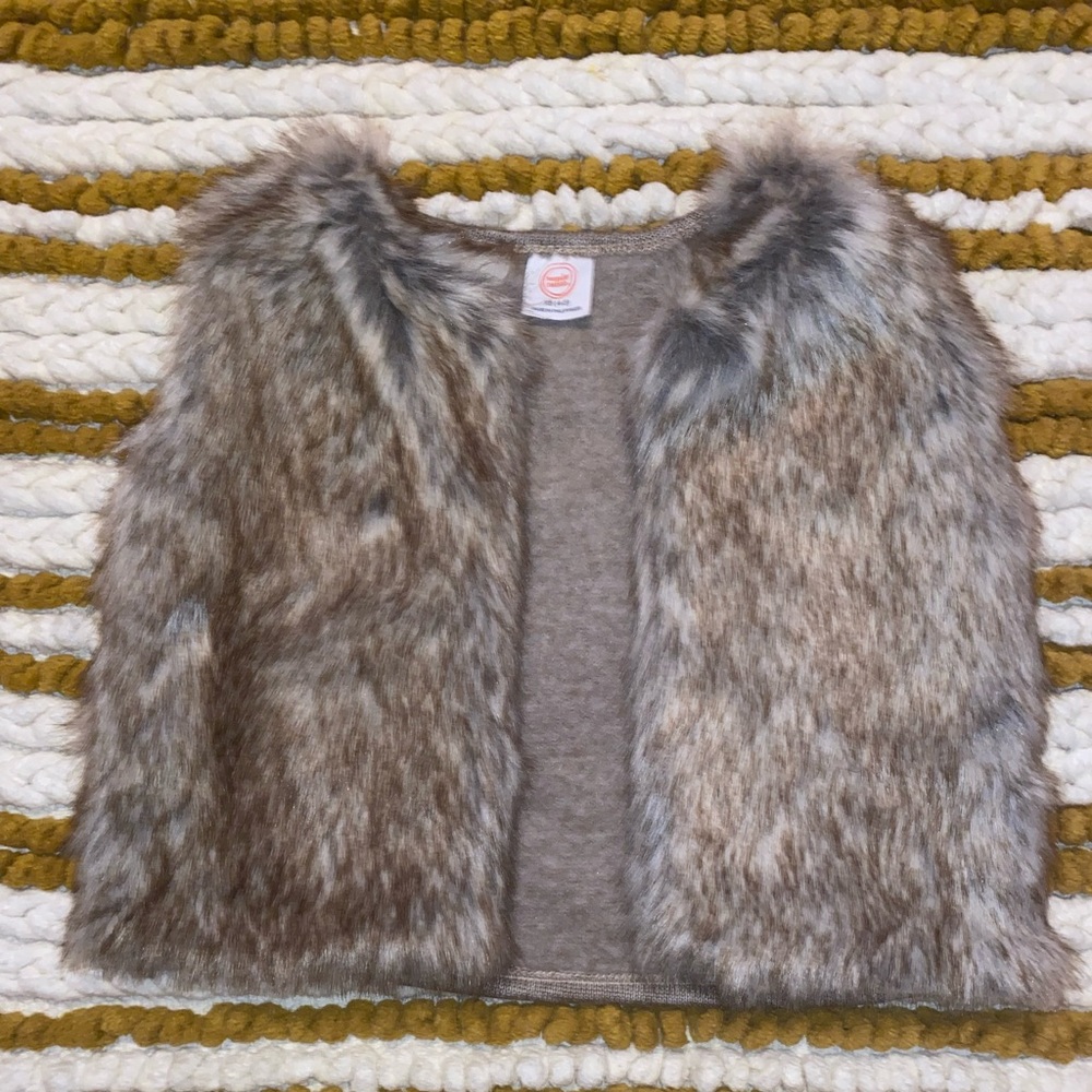 Wonder Nation Fuzzy Vest